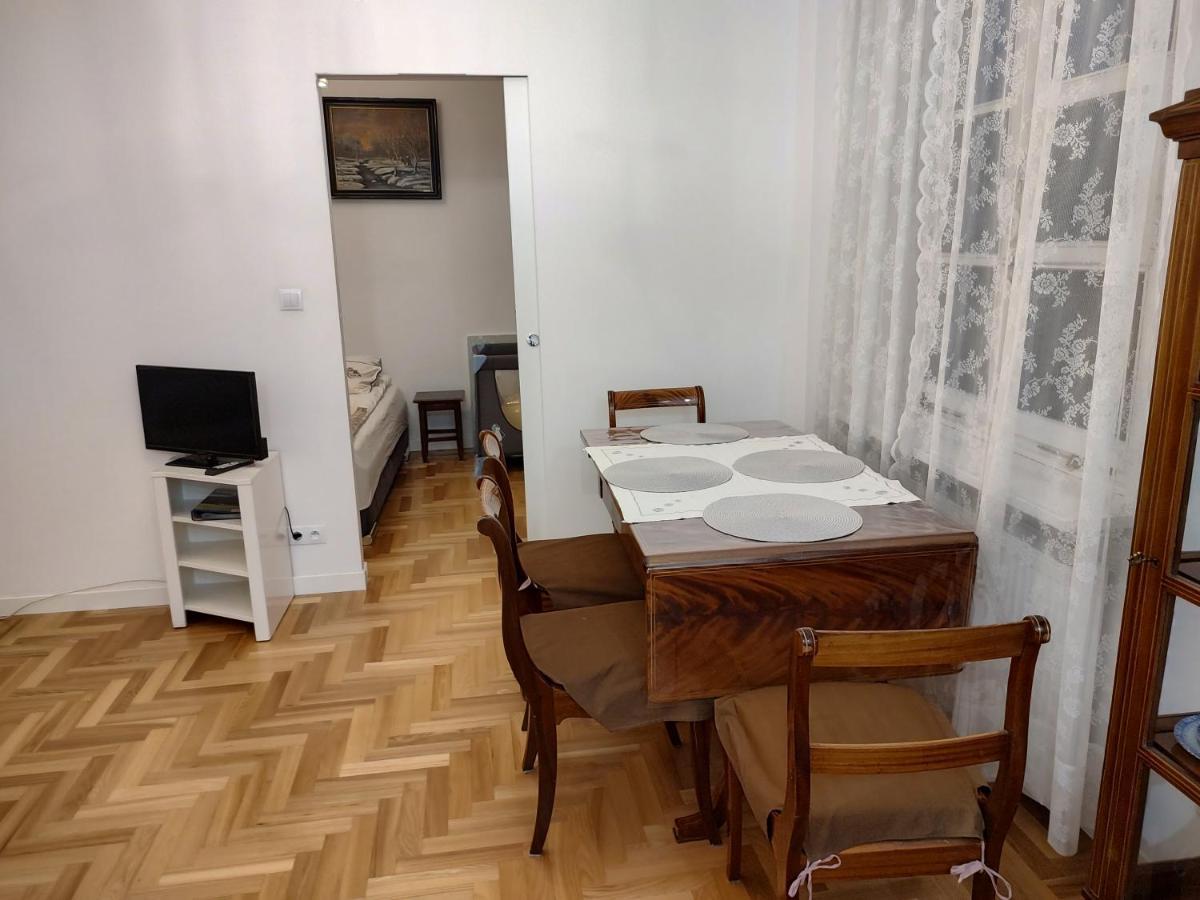 ワルシャワApartament Przy Starym Miescieアパートメント エクステリア 写真