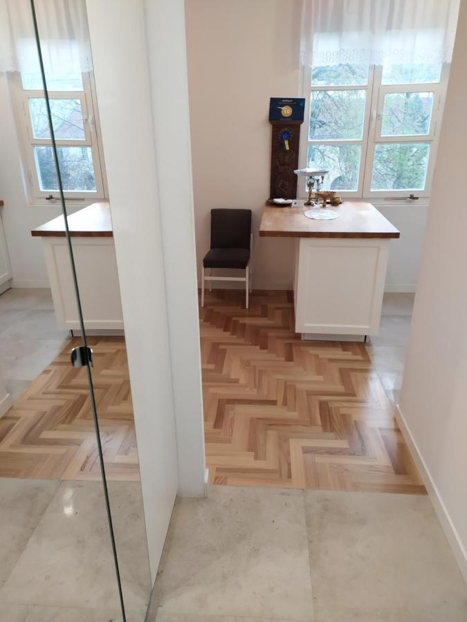 ワルシャワApartament Przy Starym Miescieアパートメント エクステリア 写真